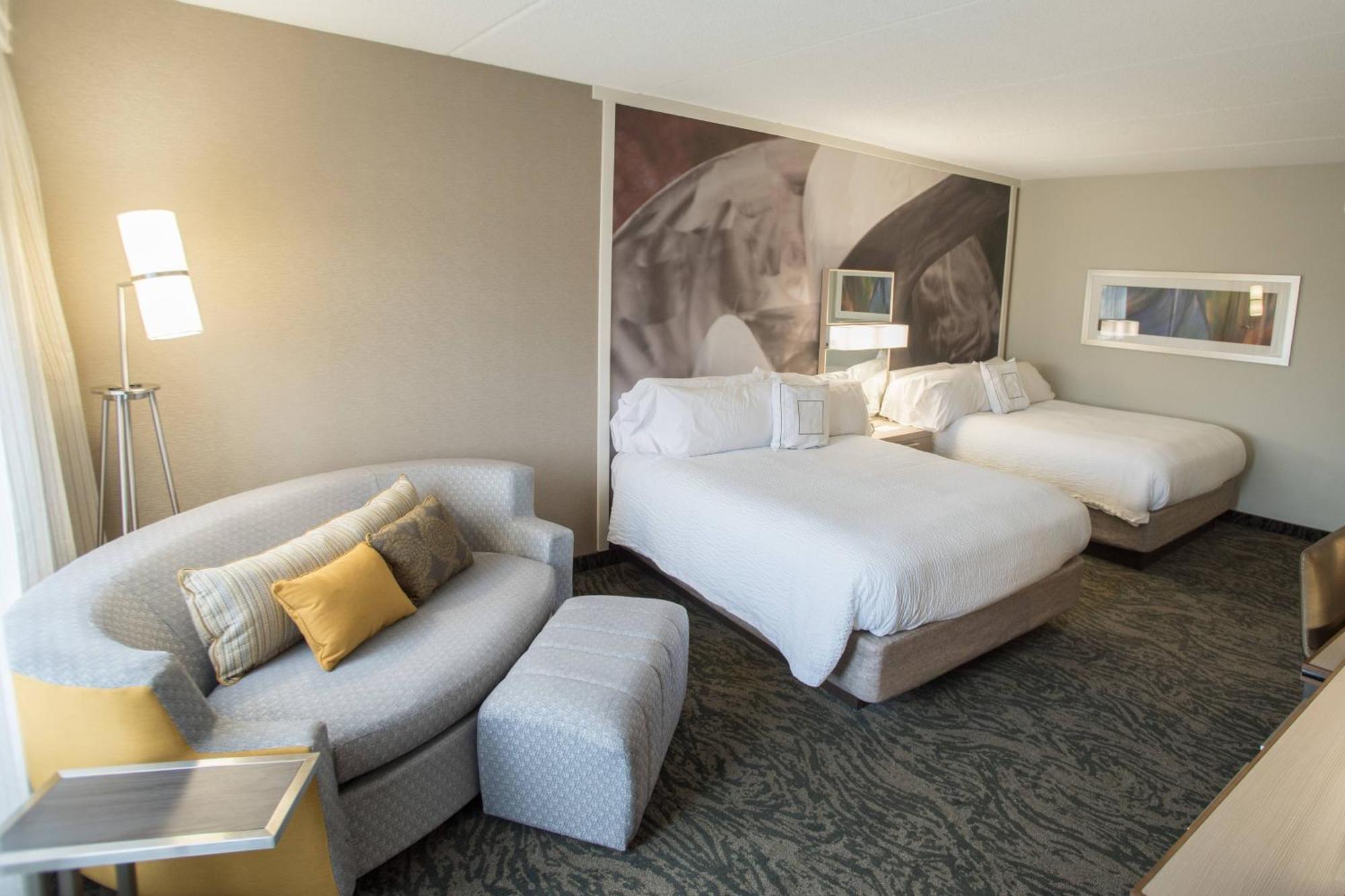 Courtyard By Marriott Hickory Hotel Ngoại thất bức ảnh